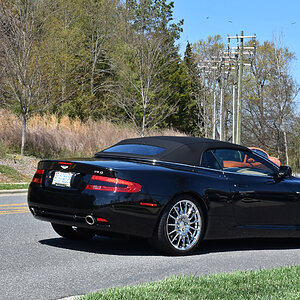 Aston Martin DB9 Volante