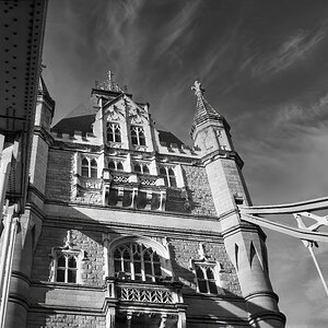 tower-bridge-looking-up_52966326437_o.jpg