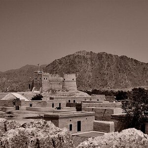 5212-Fujairah_Fort_8x10_2BMedium