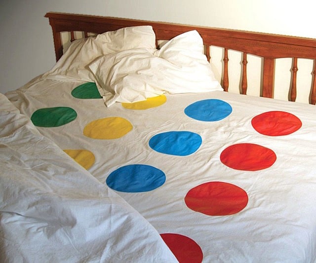 twister-bed-sheets-640x533.jpg