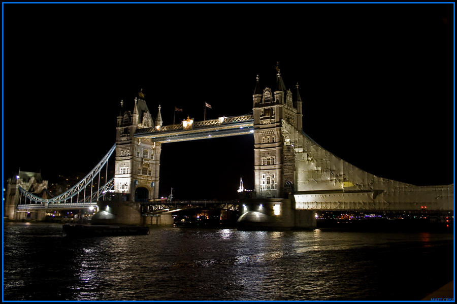 Tower_Bridge_by_mdcrisp2000.jpg