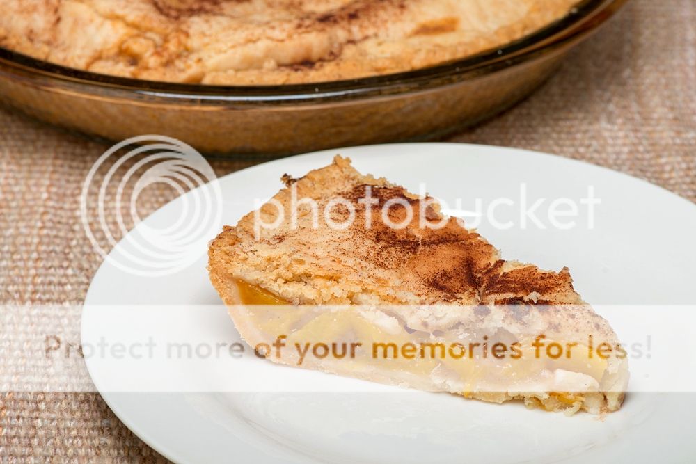 Peach%20pie%20and%20pan_zpssso1mcg4.jpg