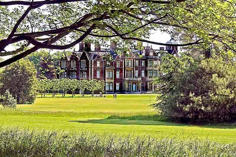 Sandringham-hse.jpg