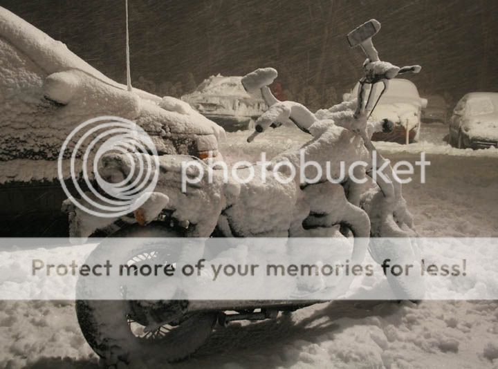 snowbike-122604-1.jpg