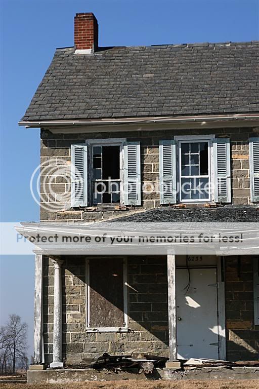 oldhouseLarge.jpg