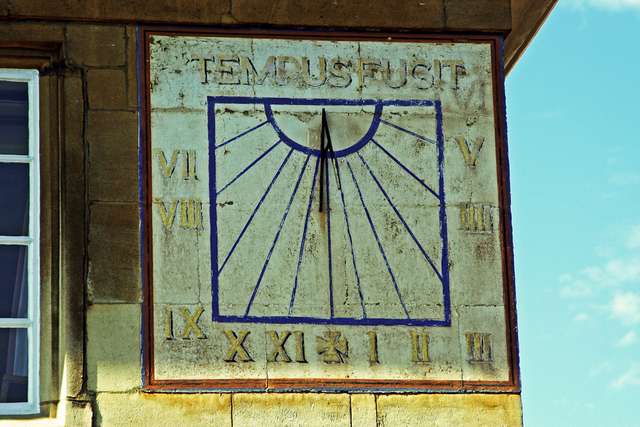 sundial.jpg