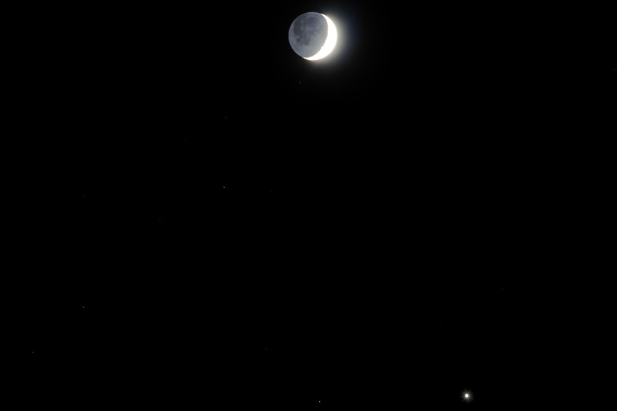 moon_and_venus_20081231.jpg