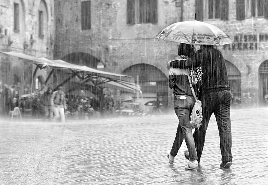 rainycouple-jpg.122289