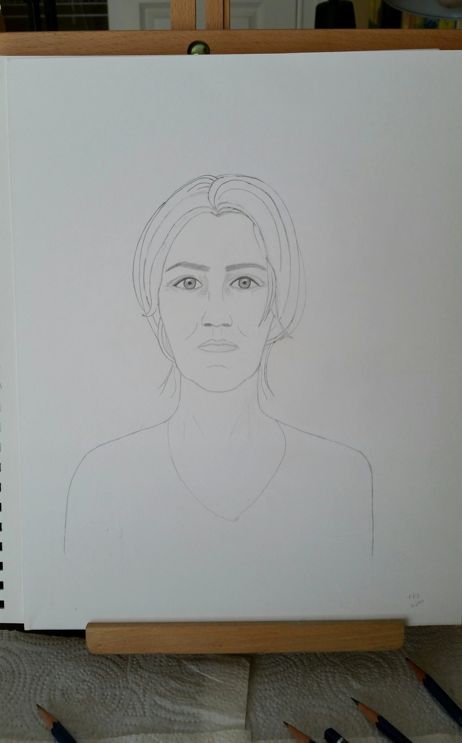 SP Graphite, hair pulled back low.webp