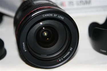 $Canon items to sell 002.webp