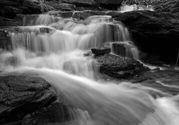 $2008_1_11_RG_Small Waterfall 1_BW copy.jpg