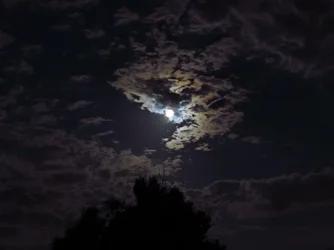 $Moon3a.webp