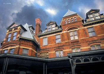 pullman florence.webp