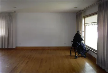 old woman.jpg sigg.webp