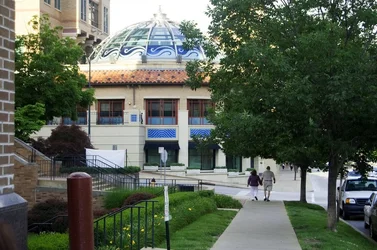 $country_club_plaza_by_samspade1941-d56zuv1.webp