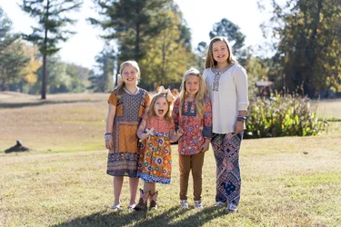 2016-FallDresses-Thorn-103116405-small.webp