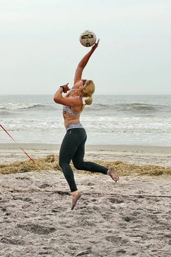 VolleyChickGAV29Apr17_0073_0.webp