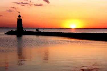 $CloseSunset-Copy.webp