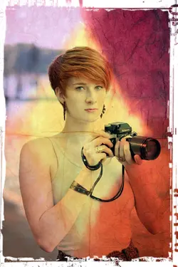 0074_orange overlay.webp