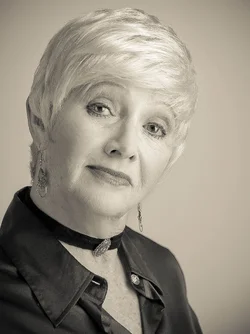 _SWAMBO-6342cb&w_GrnFltr+WeddingFantasy.webp