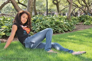 $Lindsey-Chillin.webp