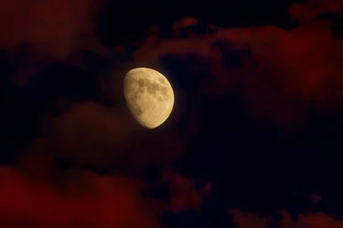 $moonclouds.webp