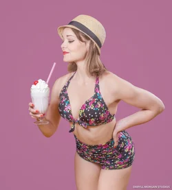 Kelsey Pinup - Daryll Morgan Studios-1.webp Kelsey Pinup - Daryll Morgan Studios-1.webp