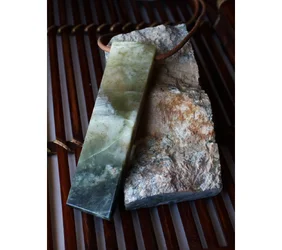 jade pendant.211.webp