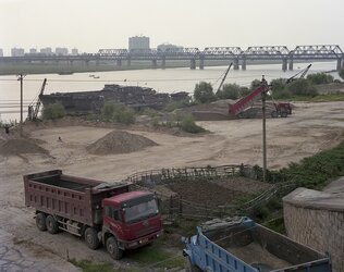 $trucks-at-river-2012.jpg