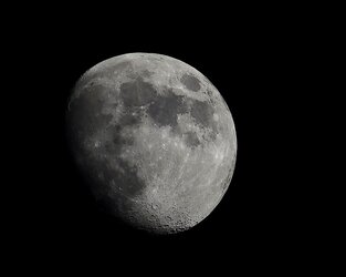 $Moon-5819-November-06,-2011-op.jpg