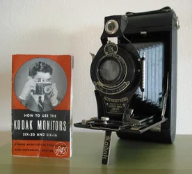 $Kodak Pocket 2C Camera and Manual.webp