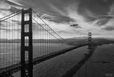 $space shuttle.webp