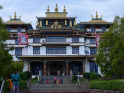 Tibetan-monastery_.jpg