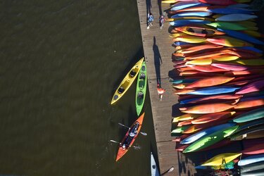 $kayak dock.jpg