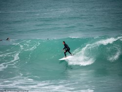 surfer1.JPG