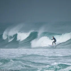 surfer2.webp surfer2.webp