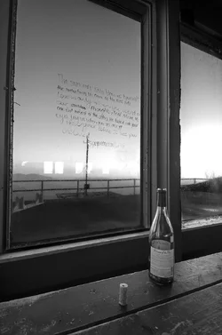 $winebottle.webp $winebottle.webp