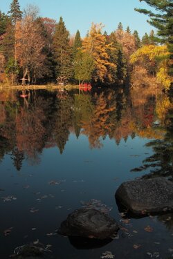 $Hudson Pond in Fall_small_0264.JPG