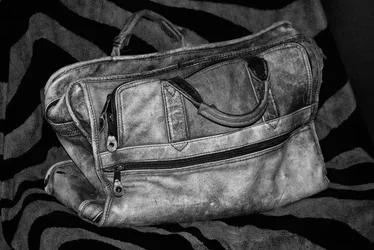 $leatherbagcolorllllllllllll.webp