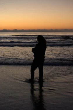 $brooke on beach2.webp