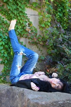 $jeans.webp