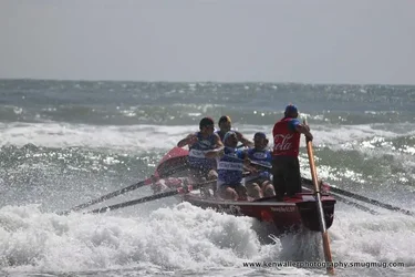 $Piha Big Wave Classic surf boat competition - February 2010 (23).webp