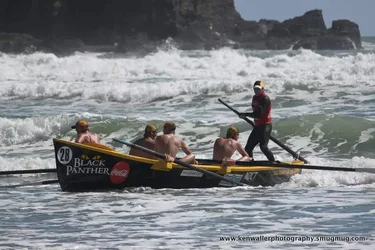 $Piha Big Wave Classic surf boat competition - February 2010 (68).webp