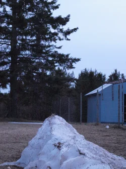 $SnowPile_small.webp $SnowPile_small.webp