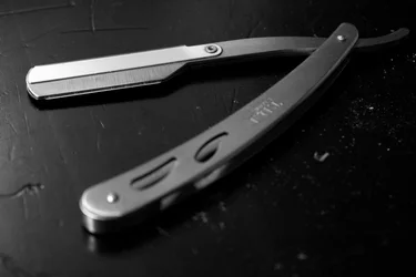 $blade.webp