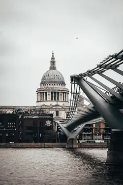 london.webp