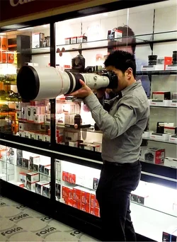 $testing-canon-800mm-lens.webp