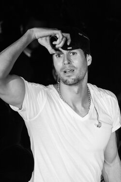 $Enrique Iglesias Concert -9.jpg