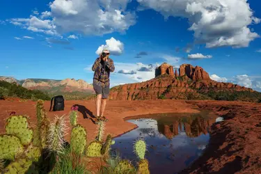 Zach Rohe-photographing-sedona.webp
