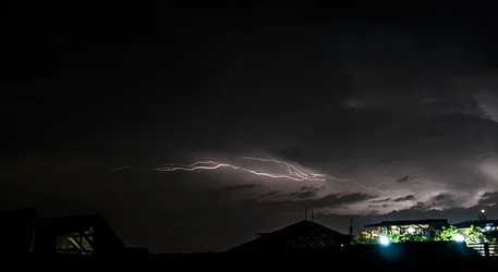$lightning1forum.webp
